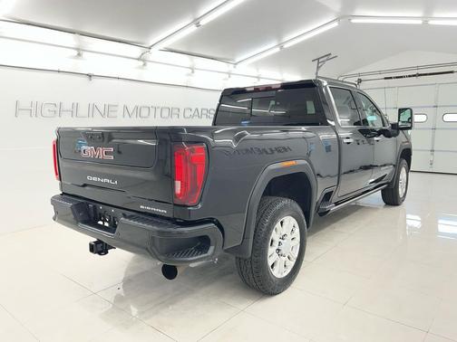 2023 GMC Sierra 3500 Denali