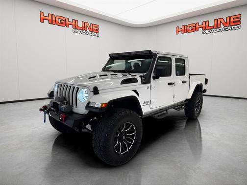 2022 Jeep Gladiator Overland