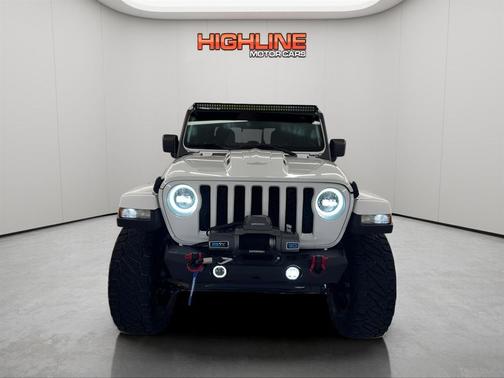 2022 Jeep Gladiator Overland