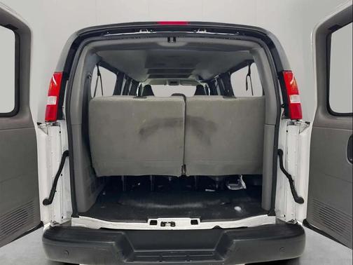 2023 Chevrolet Express 3500 RWD 3500 Extended Wheelbase LS