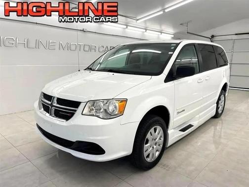 Bright White Clearcoat 2014 Dodge Grand Caravan AVP/SE