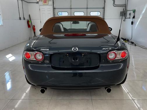 2006 Mazda MX-5 Miata Grand Touring