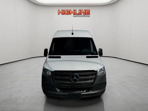 2024 Mercedes-Benz Sprinter 2500 Standard Roof