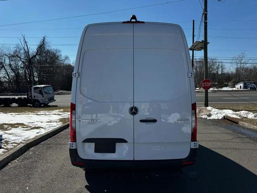 2024 Mercedes-Benz Sprinter 2500 Standard Roof