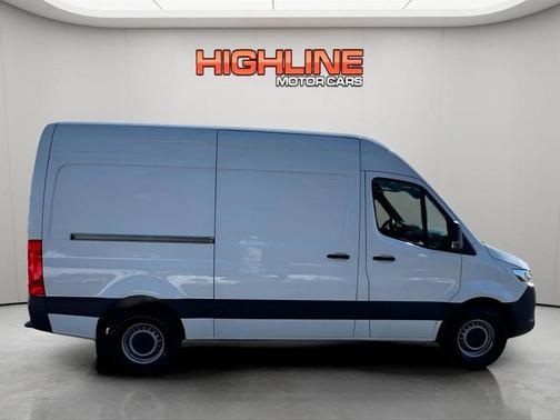 2024 Mercedes-Benz Sprinter 2500 Standard Roof