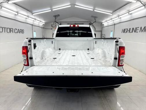 2024 RAM 3500 Tradesman Crew Cab 4x4 8' Box
