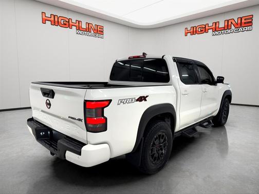 2022 Nissan Frontier PRO-4X