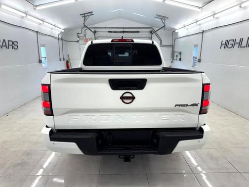 2022 Nissan Frontier PRO-4X