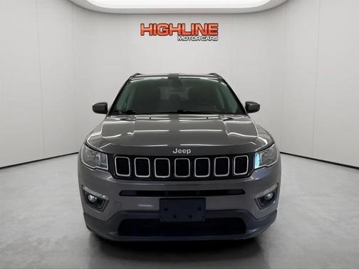 Granite Crystal Metallic Clearcoat 2020 Jeep Compass Latitude