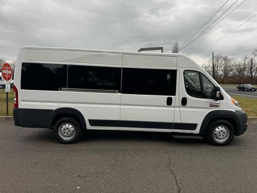 2015 RAM Cargo Tradesman