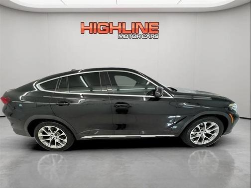 Black 2022 BMW X6 xDrive40i