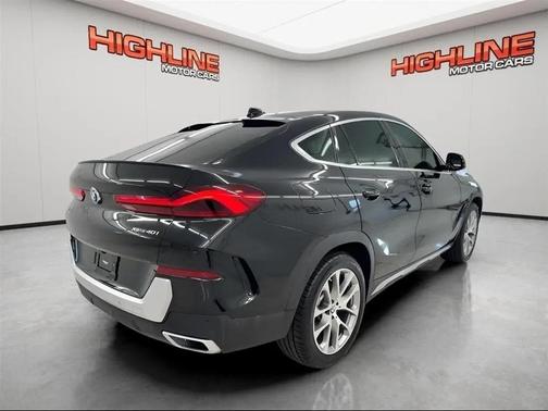Black 2022 BMW X6 xDrive40i