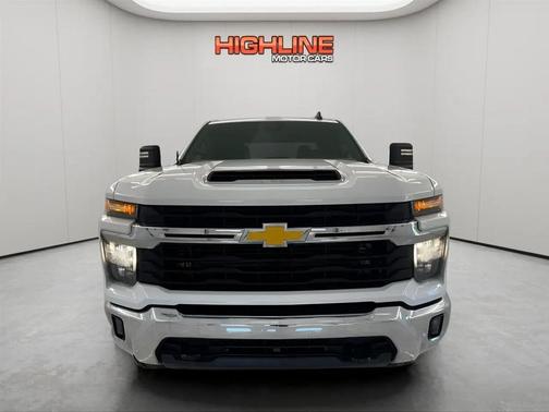 Summit White 2025 Chevrolet Silverado 2500 LT