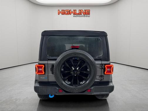 2022 Jeep Wrangler Unlimited 4xe Sahara