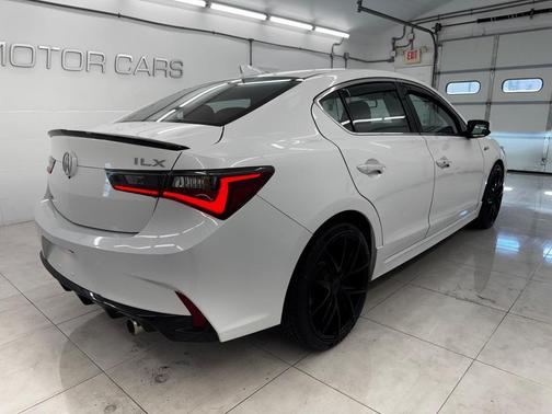 2022 Acura ILX Base