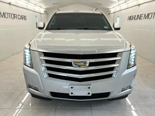 2016 Cadillac Escalade ESV Luxury