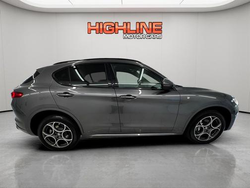 2022 Alfa Romeo Stelvio Ti