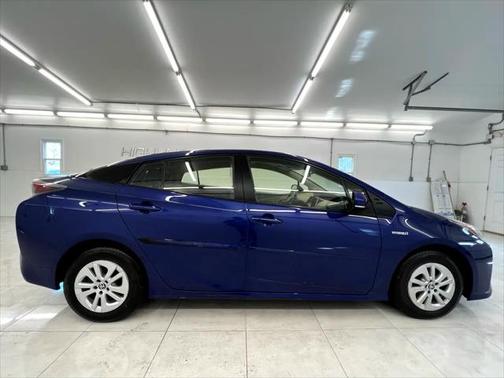 2016 Toyota Prius Two