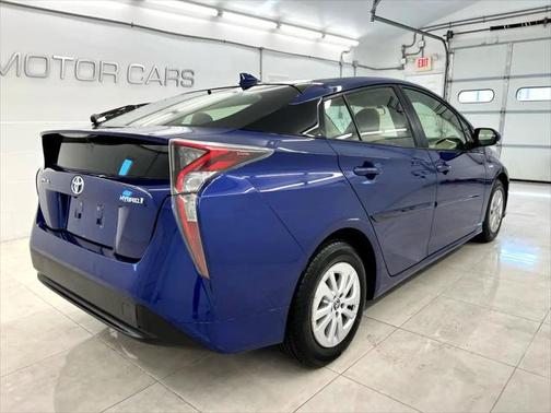 2016 Toyota Prius Two