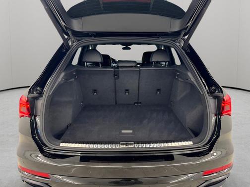 2021 Audi Q3 45 S line Premium