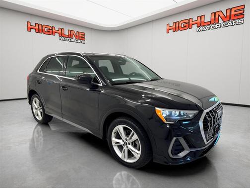 2021 Audi Q3 45 S line Premium