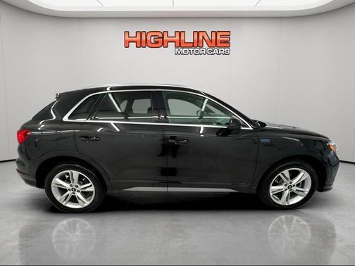 2021 Audi Q3 45 S line Premium