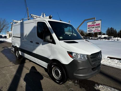 2021 Mercedes-Benz Sprinter 1500 Standard Roof I4