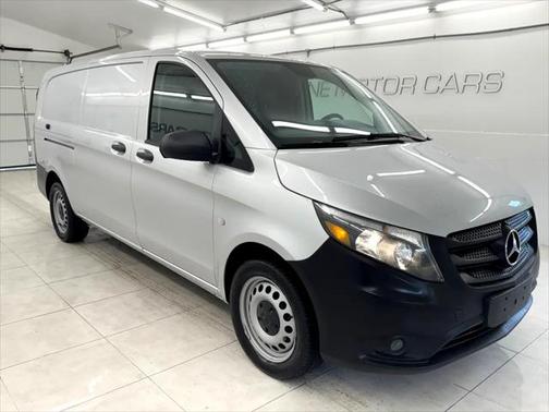 2020 Mercedes-Benz Metris Base