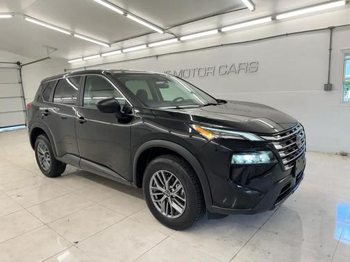 Super Black 2024 Nissan Rogue S