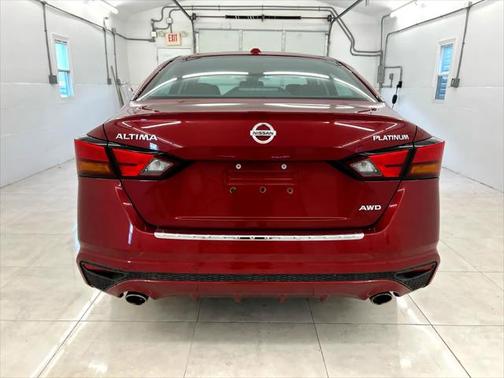 2021 Nissan Altima Platinum Intelligent AWD