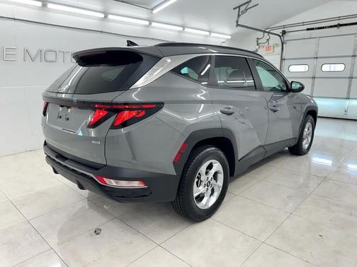 Gray 2024 Hyundai TUCSON SEL AWD