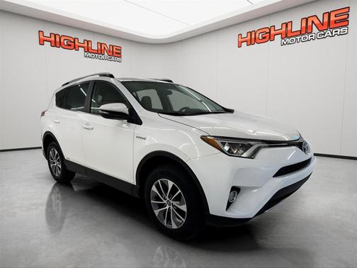 2016 Toyota RAV4 Hybrid XLE