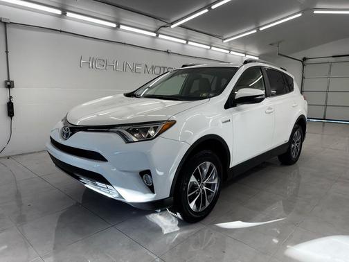 2016 Toyota RAV4 Hybrid XLE