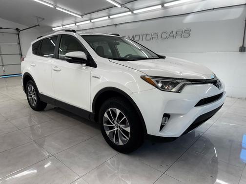 2016 Toyota RAV4 Hybrid XLE
