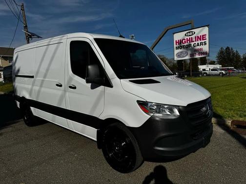 2025 Mercedes-Benz Sprinter 2500 Standard Roof