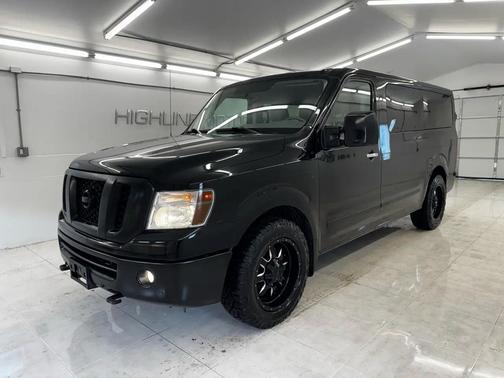 2017 Nissan NV Passenger NV3500 HD SL V8