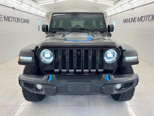 Black Clearcoat 2023 Jeep Wrangler 4xe Rubicon