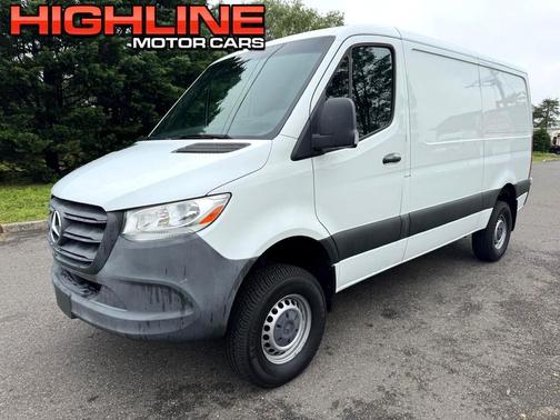 2019 Mercedes-Benz Sprinter 2500 Standard Roof
