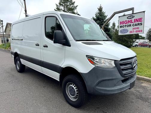 2019 Mercedes-Benz Sprinter 2500 Standard Roof