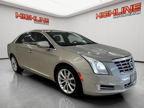 Champagne 2014 Cadillac XTS Premium