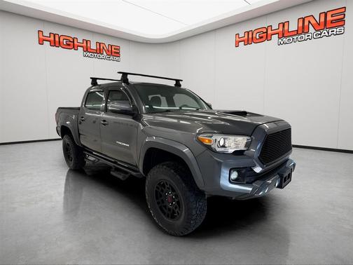 2017 Toyota Tacoma TRD Sport