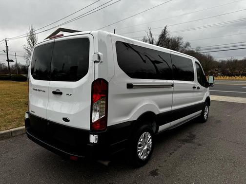 2023 Ford Transit-350 XLT