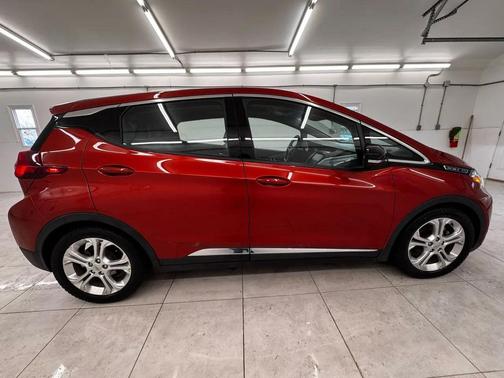 2020 Chevrolet Bolt EV FWD LT