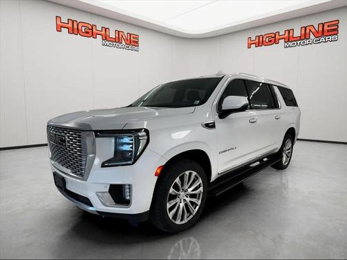 White Frost Tricoat 2022 GMC Yukon XL Denali