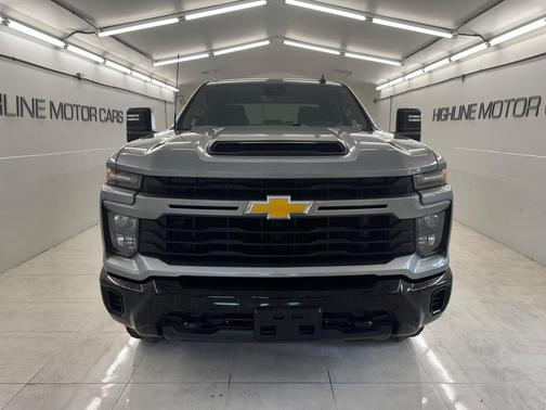 2024 Chevrolet Silverado 2500 Custom