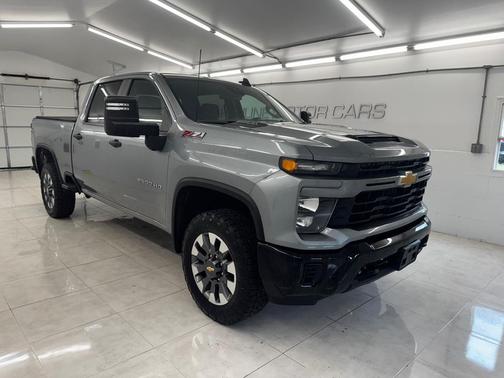 2024 Chevrolet Silverado 2500 Custom