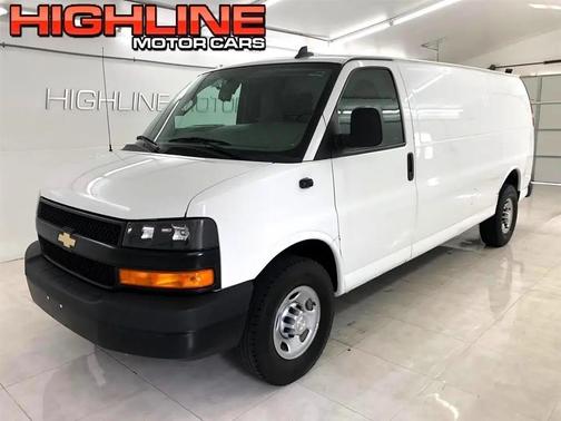Summit White 2019 Chevrolet Express 2500 Work Van