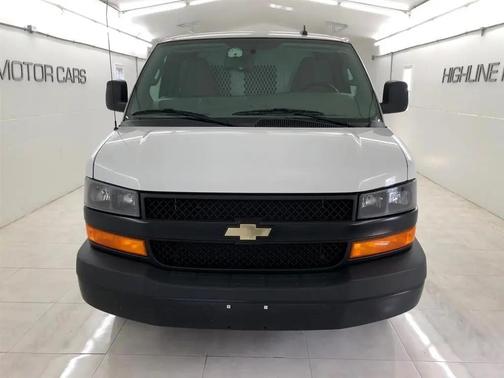 Summit White 2019 Chevrolet Express 2500 Work Van
