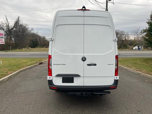 2025 Mercedes-Benz Sprinter 2500 High Roof