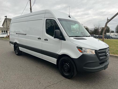 2025 Mercedes-Benz Sprinter 2500 High Roof